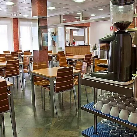 Marina Hotel